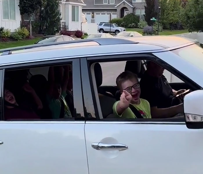 Parents Ecstatic As Kickball Game They Arranged For Son With Down Syndrome Attracts Every Kid Around Parents Ecstatic As Kickball Game They Arranged For Son With Down Syndrome Attracts Every Kid Around