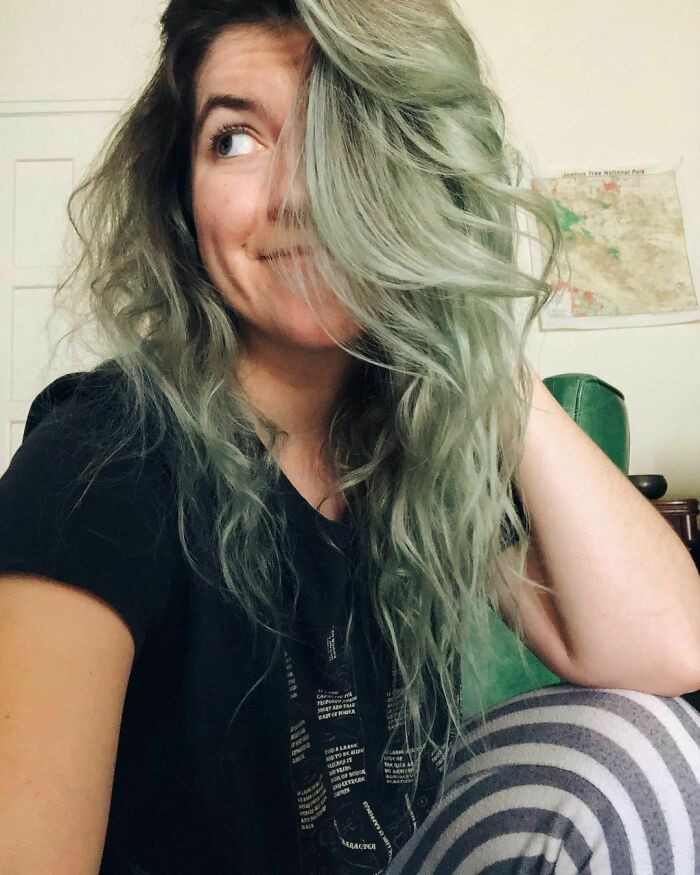After Another Rinse My "Lavender" Hair Dye Has Turned Swamp Green