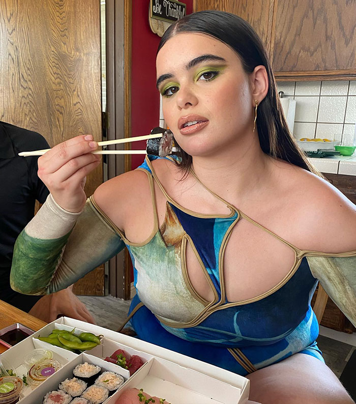 'Euphoria' Star Barbie Ferreira Looks “Unrecognizable” After Weight Loss, Sparks Ozempic Rumors 'Euphoria' Star Barbie Ferreira Looks “Unrecognizable” After Weight Loss, Sparks Ozempic Rumors