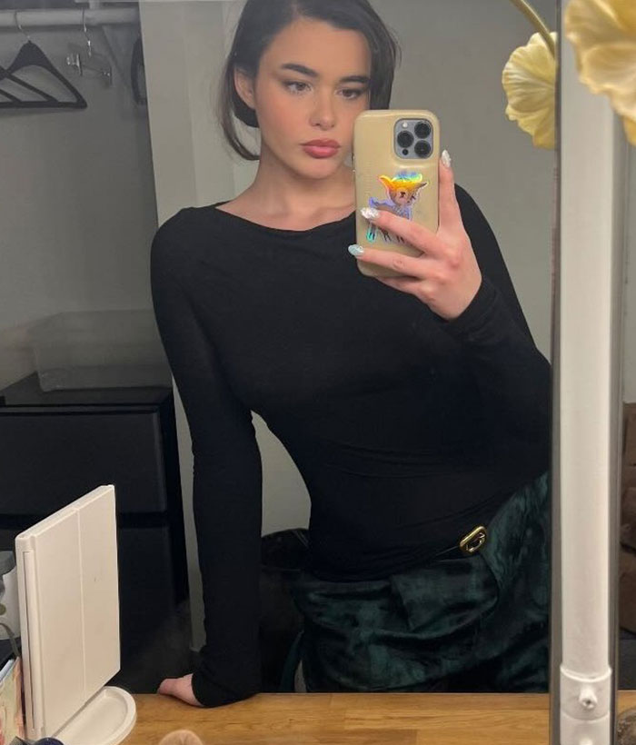 'Euphoria' Star Barbie Ferreira Looks “Unrecognizable” After Weight Loss, Sparks Ozempic Rumors 'Euphoria' Star Barbie Ferreira Looks “Unrecognizable” After Weight Loss, Sparks Ozempic Rumors