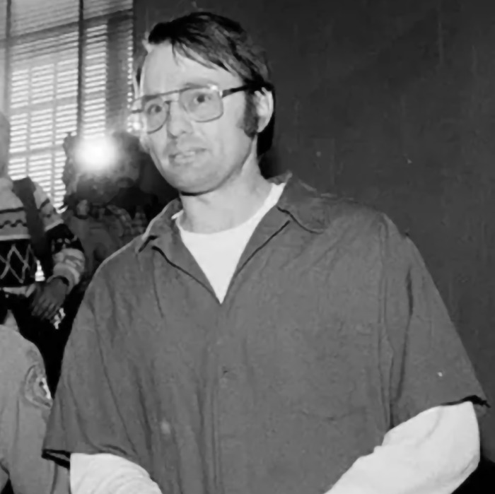 Woman Opens Up About Being Kidnapped, Imprisoned, And Tortured By Married Couple For 7 Years Woman Opens Up About Being Kidnapped, Imprisoned, And Tortured By Married Couple For 7 Years