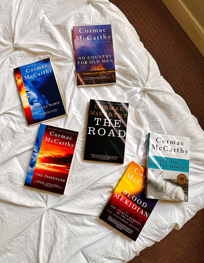 "The Outrage Is Appropriate": Vanity Fair Slammed For Glorifying Author Who "Groomed" 16YO Girl "The Outrage Is Appropriate": Vanity Fair Slammed For Glorifying Author Who "Groomed" 16YO Girl