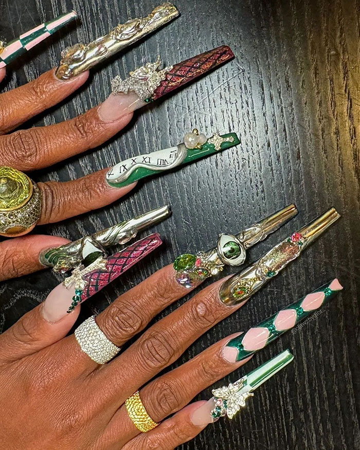 Cynthia Erivo Puts Comedian In His Place After Personal Hygiene Question About Her Long Nails Cynthia Erivo Puts Comedian In His Place After Personal Hygiene Question About Her Long Nails