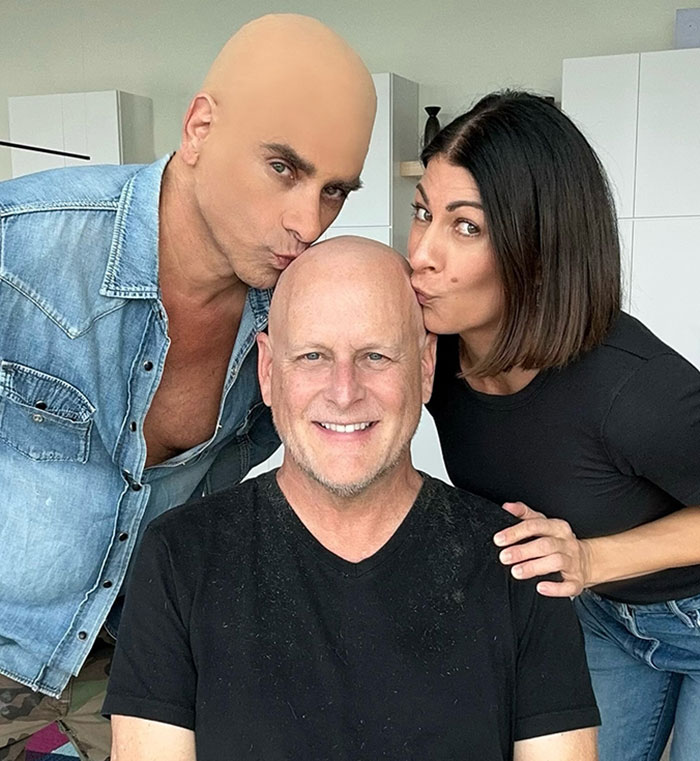 "Shallow Gesture": John Stamos' "Solidarity" Post With Cancer-Stricken Dave Coulier Sparks Debate "Shallow Gesture": John Stamos' "Solidarity" Post With Cancer-Stricken Dave Coulier Sparks Debate