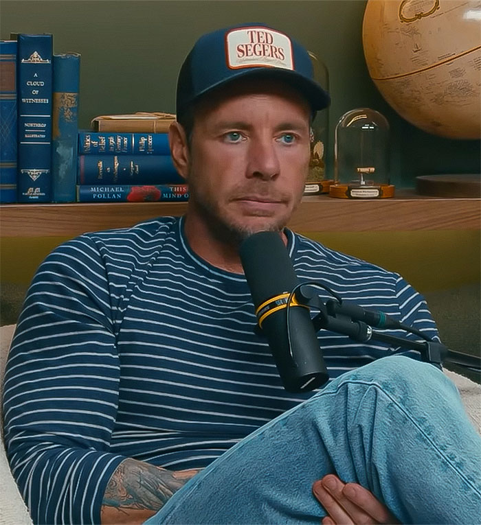 Cynthia Erivo Puts Comedian In His Place After Personal Hygiene Question About Her Long Nails Cynthia Erivo Puts Comedian In His Place After Personal Hygiene Question About Her Long Nails