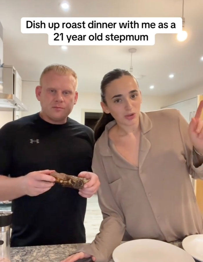 "Beyond Desperate": 21YO Woman Roasted For Age Gap With 44YO Boyfriend After Their TikTok Goes Viral "Beyond Desperate": 21YO Woman Roasted For Age Gap With 44YO Boyfriend After Their TikTok Goes Viral