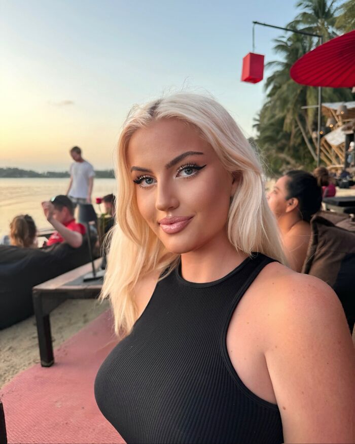 "First Baby Ever On Mars": Model Wants To Carry Elon Musk’s Child And Give Birth On The Red Planet "First Baby Ever On Mars": Model Wants To Carry Elon Musk’s Child And Give Birth On The Red Planet