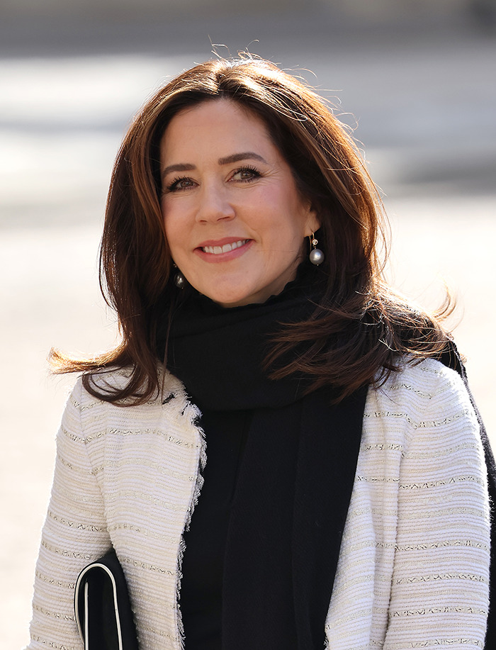 Queen Mary Of Denmark’s New Portrait Shows Tribute To Marriage: Has She “100% Forgiven Him?” Queen Mary Of Denmark’s New Portrait Shows Tribute To Marriage: Has She “100% Forgiven Him?”