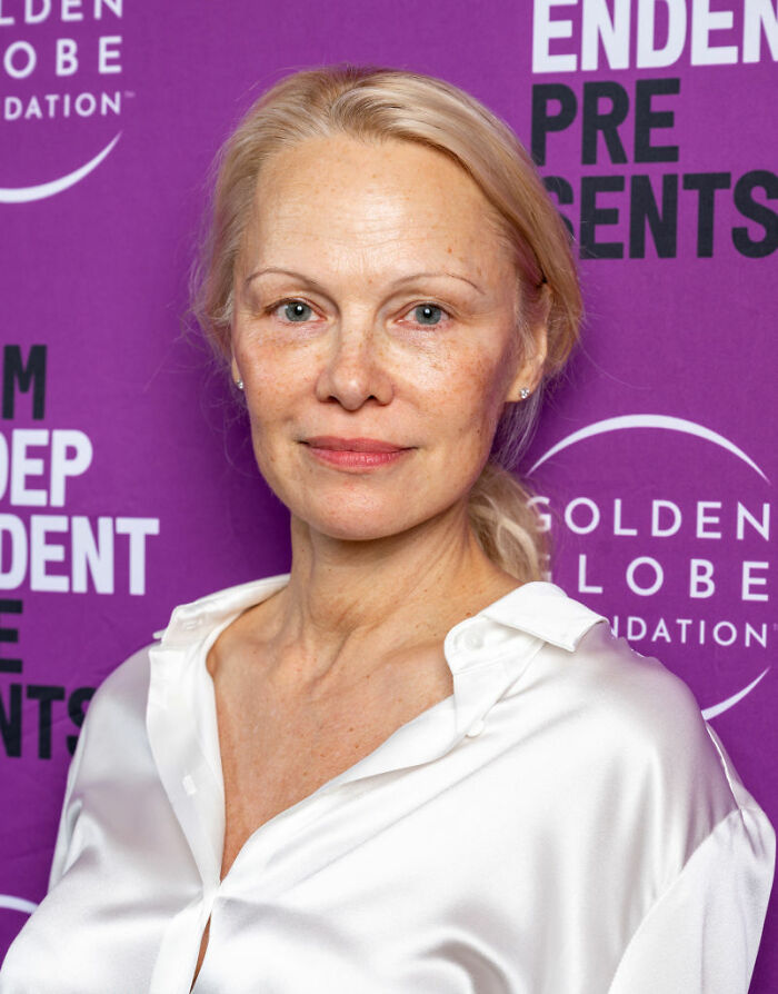 “Why Fillers But No Makeup?”: Pamela Anderson Slammed For Natural Appearance At NYC Screening “Why Fillers But No Makeup?”: Pamela Anderson Slammed For Natural Appearance At NYC Screening