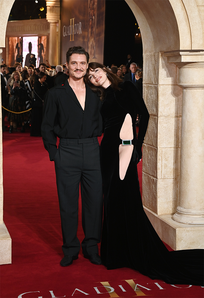 "Absolute Goddess": Pedro Pascal's Transgender Sister Steals The Spotlight At Movie Premiere "Absolute Goddess": Pedro Pascal's Transgender Sister Steals The Spotlight At Movie Premiere