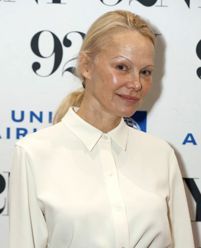 “Why Fillers But No Makeup?”: Pamela Anderson Slammed For Natural Appearance At NYC Screening “Why Fillers But No Makeup?”: Pamela Anderson Slammed For Natural Appearance At NYC Screening
