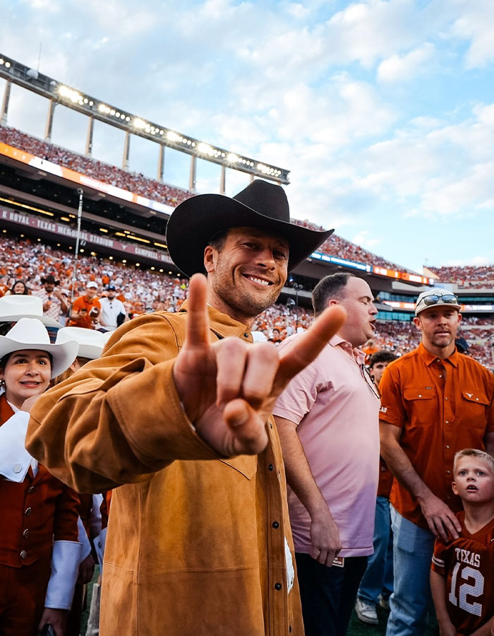 Glen Powell Allegedly Refused People's Sexiest Man Alive Title: "He Turned Them Down" Glen Powell Allegedly Refused People's Sexiest Man Alive Title: "He Turned Them Down"