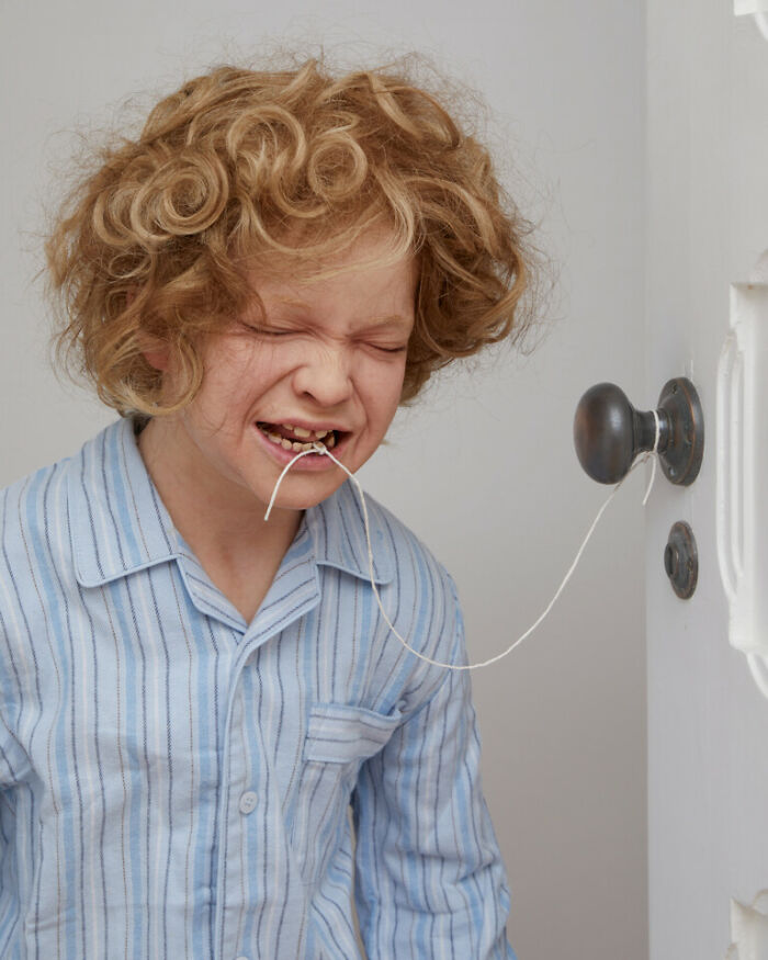 Artist Uses Hyperrealistic Sculptures To Explore Society Through Absurdity Artist Uses Hyperrealistic Sculptures To Explore Society Through Absurdity