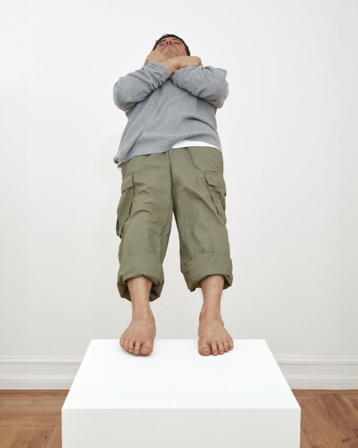 Artist Uses Hyperrealistic Sculptures To Explore Society Through Absurdity Artist Uses Hyperrealistic Sculptures To Explore Society Through Absurdity