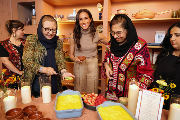 Meghan Markle Releases Statement After Hosting Thanksgiving Event Without Prince Harry Meghan Markle Releases Statement After Hosting Thanksgiving Event Without Prince Harry