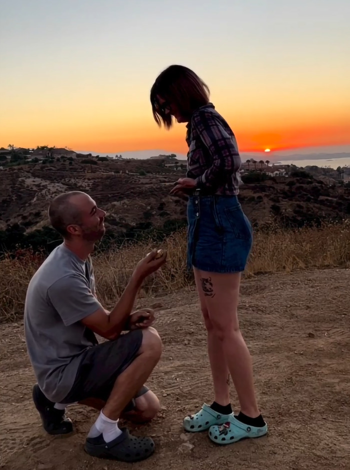 "Strangest Wedding I've Ever Seen": 'House Of Horrors' Survivor Ties The Knot In Gothic Style "Strangest Wedding I've Ever Seen": 'House Of Horrors' Survivor Ties The Knot In Gothic Style