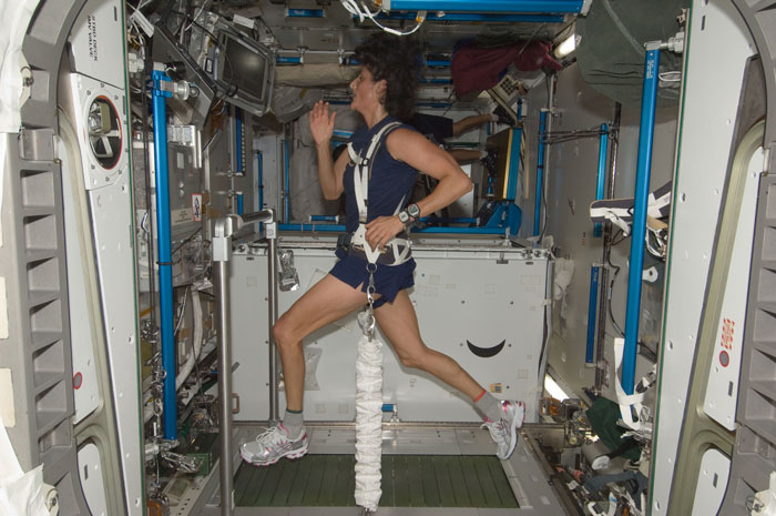 Stranded Astronaut Finally Breaks Silence On Health Scare After Her "Gaunt" Photo Goes Viral Stranded Astronaut Finally Breaks Silence On Health Scare After Her "Gaunt" Photo Goes Viral