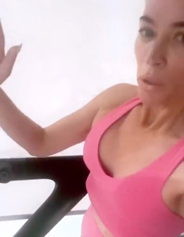 Teddi Mellencamp Slammed For “Seductive” Workout Video Amid Trainer Affair Scandal Teddi Mellencamp Slammed For “Seductive” Workout Video Amid Trainer Affair Scandal