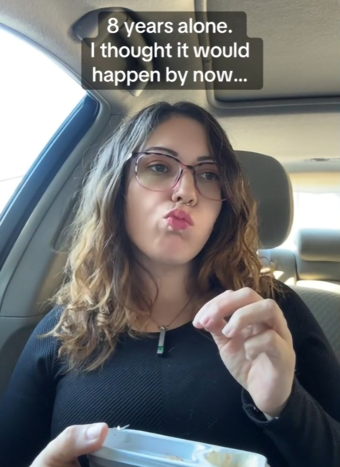 “Super Cute, Right?” She Dressed Up For A Date, Then His First Comment Shattered Everything “Super Cute, Right?” She Dressed Up For A Date, Then His First Comment Shattered Everything