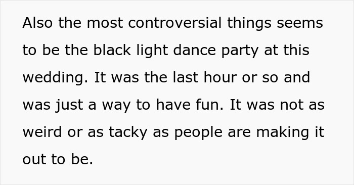 “Incredibly Embarrassed”: Woman’s Dress Changes Color At The Wedding, Is Told To Get Out “Incredibly Embarrassed”: Woman’s Dress Changes Color At The Wedding, Is Told To Get Out