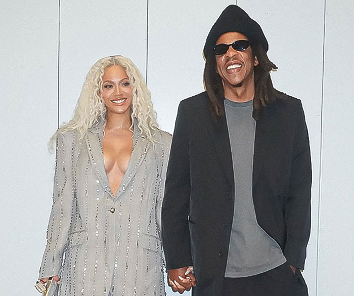 "Scared Of Her And Her Husband": Beyoncé Leaves People Fuming After Making Grammy History "Scared Of Her And Her Husband": Beyoncé Leaves People Fuming After Making Grammy History