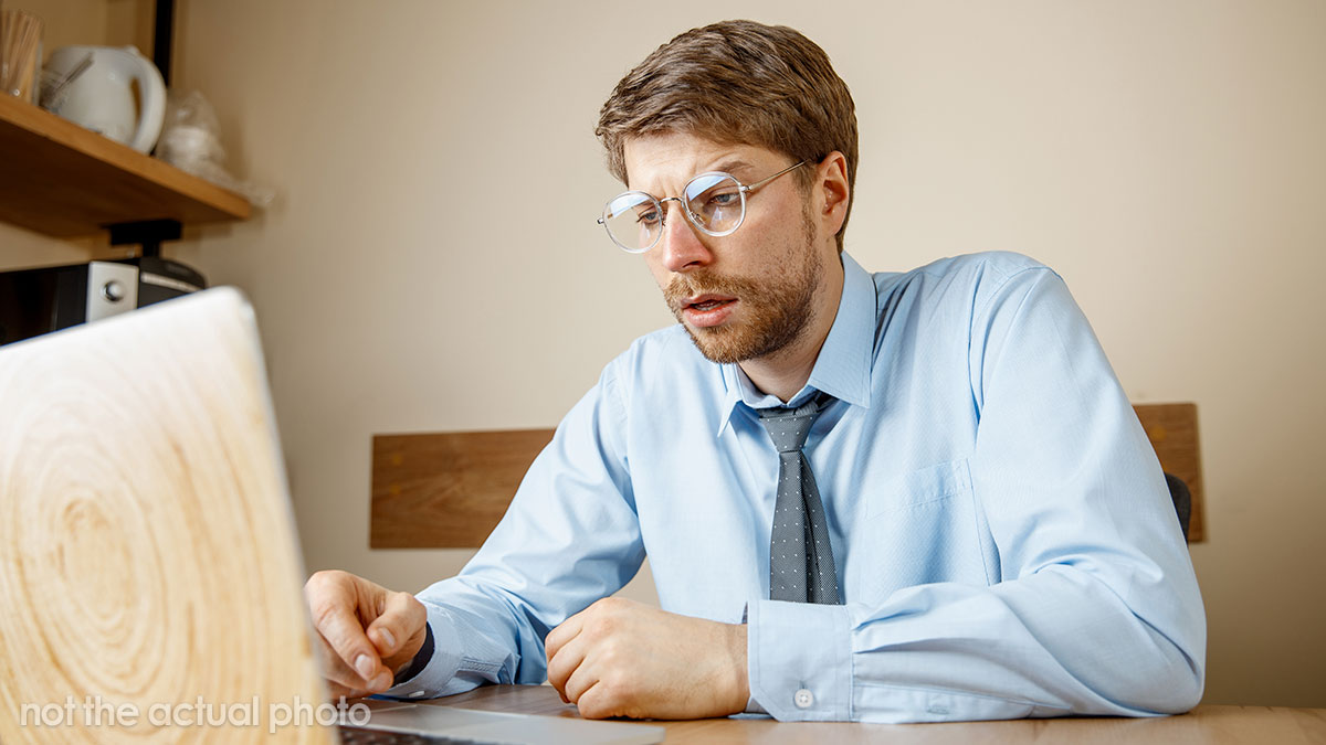 Business Owner Has Questions For Person After They Leave Anonymous 1-Star Review