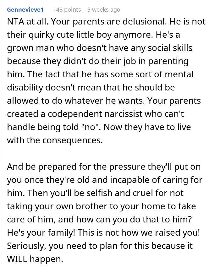 Brother Dominates Every Family Gathering With His ‘Fun Facts’, Gets Excluded From Wedding Brother Dominates Every Family Gathering With His ‘Fun Facts’, Gets Excluded From Wedding