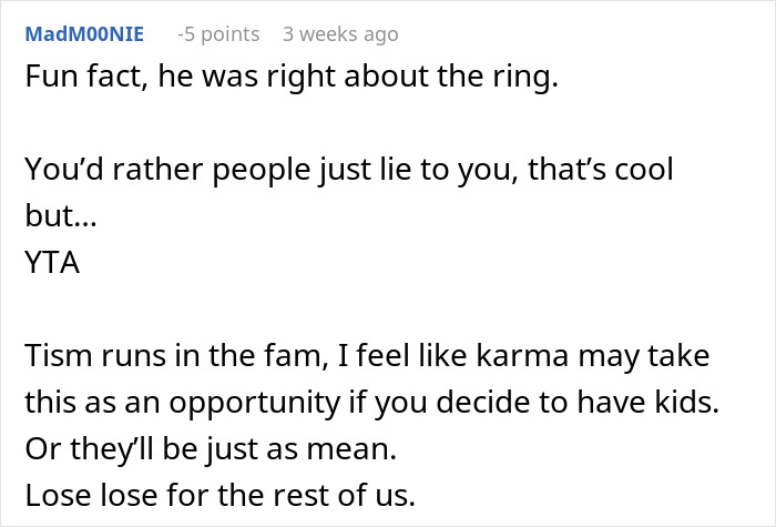 Brother Dominates Every Family Gathering With His ‘Fun Facts’, Gets Excluded From Wedding Brother Dominates Every Family Gathering With His ‘Fun Facts’, Gets Excluded From Wedding