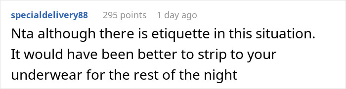 “Incredibly Embarrassed”: Woman’s Dress Changes Color At The Wedding, Is Told To Get Out “Incredibly Embarrassed”: Woman’s Dress Changes Color At The Wedding, Is Told To Get Out