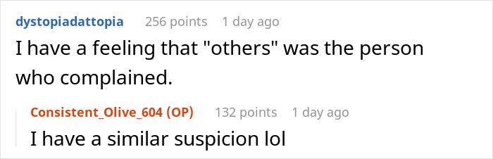 “Incredibly Embarrassed”: Woman’s Dress Changes Color At The Wedding, Is Told To Get Out “Incredibly Embarrassed”: Woman’s Dress Changes Color At The Wedding, Is Told To Get Out