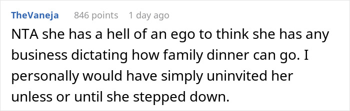Text response discussing family dinner rules and hosting disagreements for Thanksgiving. Text response discussing family dinner rules and hosting disagreements for Thanksgiving.