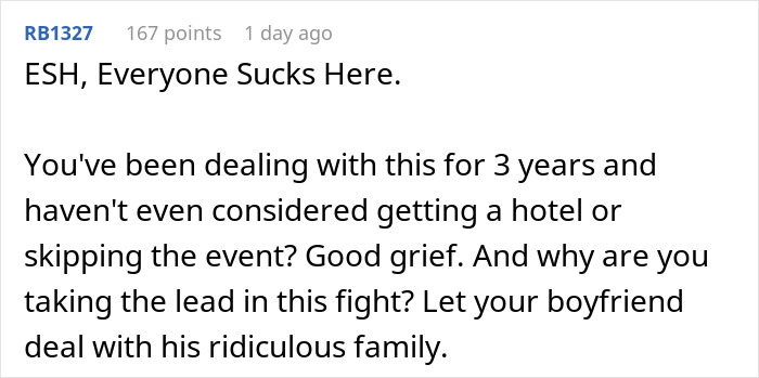 A Reddit comment discussing frustrations over family holidays and dealing with an air mattress situation. A Reddit comment discussing frustrations over family holidays and dealing with an air mattress situation.