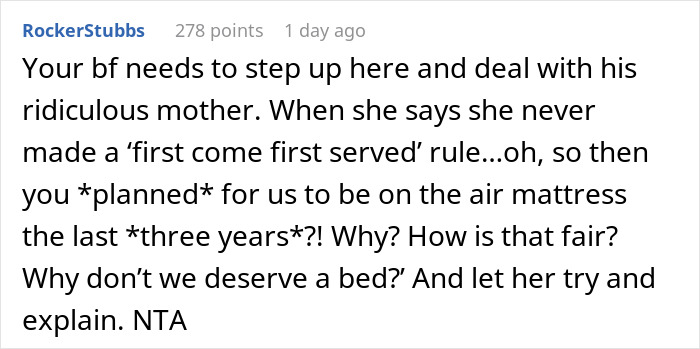 Text discussing frustration about always ending up on air mattress during family holidays. Text discussing frustration about always ending up on air mattress during family holidays.