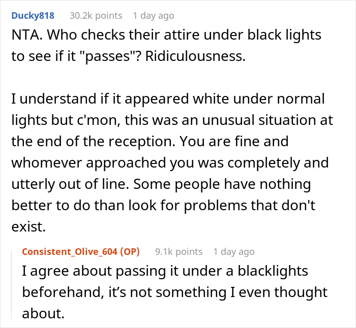 “Incredibly Embarrassed”: Woman’s Dress Changes Color At The Wedding, Is Told To Get Out “Incredibly Embarrassed”: Woman’s Dress Changes Color At The Wedding, Is Told To Get Out