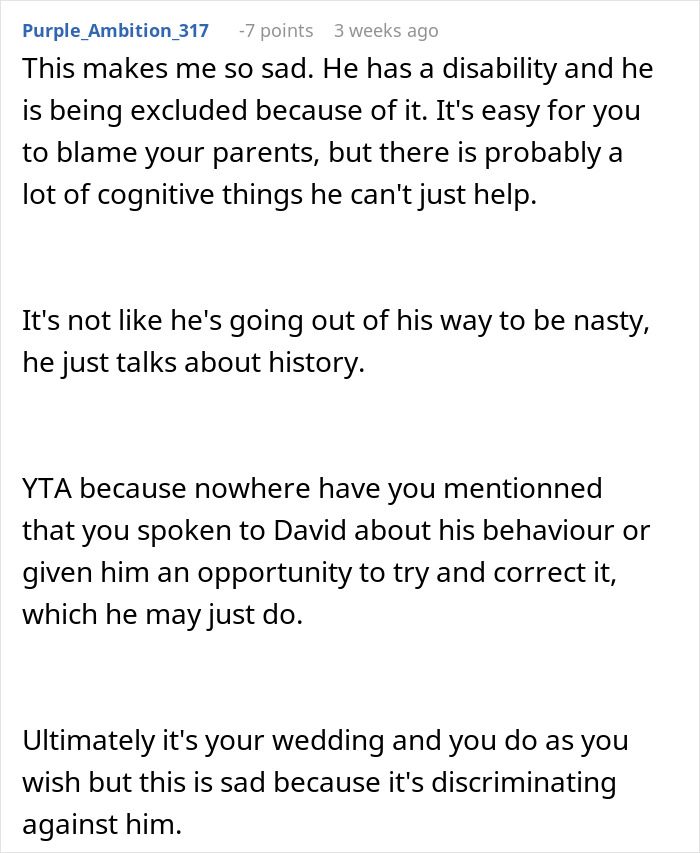 Brother Dominates Every Family Gathering With His ‘Fun Facts’, Gets Excluded From Wedding Brother Dominates Every Family Gathering With His ‘Fun Facts’, Gets Excluded From Wedding