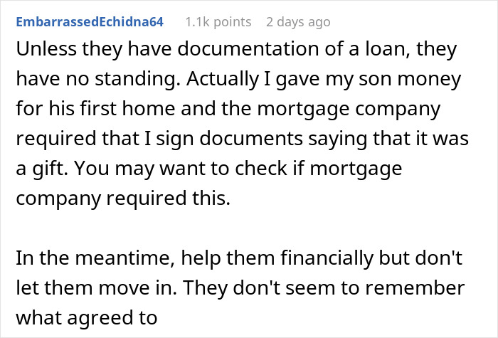 Son Refuses To Let Parents Move In, They're Furious: "Family Should Support Each Other" Son Refuses To Let Parents Move In, They're Furious: "Family Should Support Each Other"