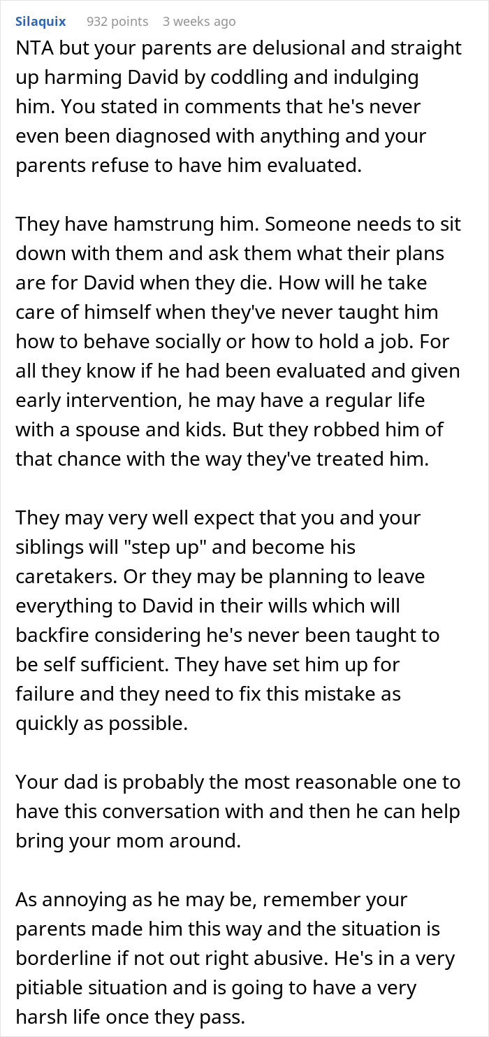 Brother Dominates Every Family Gathering With His ‘Fun Facts’, Gets Excluded From Wedding Brother Dominates Every Family Gathering With His ‘Fun Facts’, Gets Excluded From Wedding