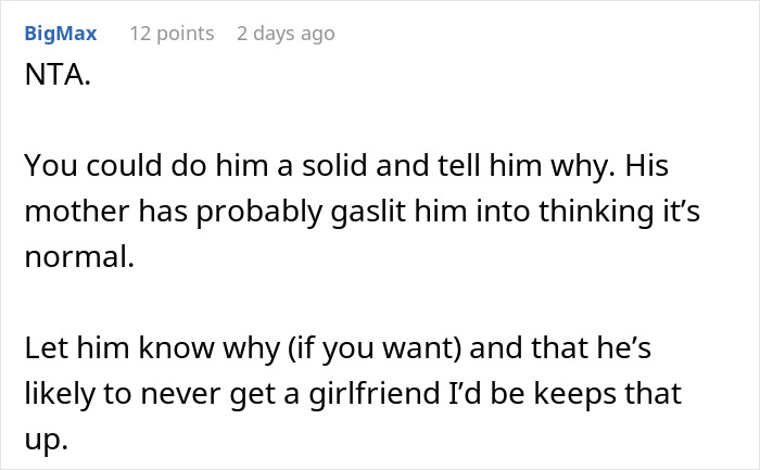 Screenshot of a comment discussing a woman's date, mentioning his mom possibly influencing his behavior. Screenshot of a comment discussing a woman's date, mentioning his mom possibly influencing his behavior.