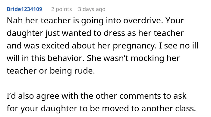 Pregnant Teacher Outraged By 6YO That Chose To Dress Up As Her For Halloween, Kid Left In Tears Pregnant Teacher Outraged By 6YO That Chose To Dress Up As Her For Halloween, Kid Left In Tears