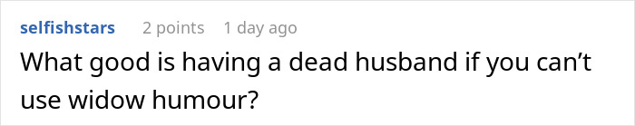 Woman Brings Out Her Husband's Ashes And Bursts Into Tears After Rude Guy's Demands Woman Brings Out Her Husband's Ashes And Bursts Into Tears After Rude Guy's Demands