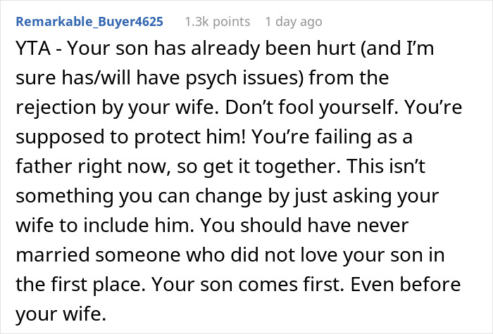 “My Heart Shattered”: Stepmom Tells 10-Year-Old To Get Out Of Family Picture, Enrages Dad “My Heart Shattered”: Stepmom Tells 10-Year-Old To Get Out Of Family Picture, Enrages Dad