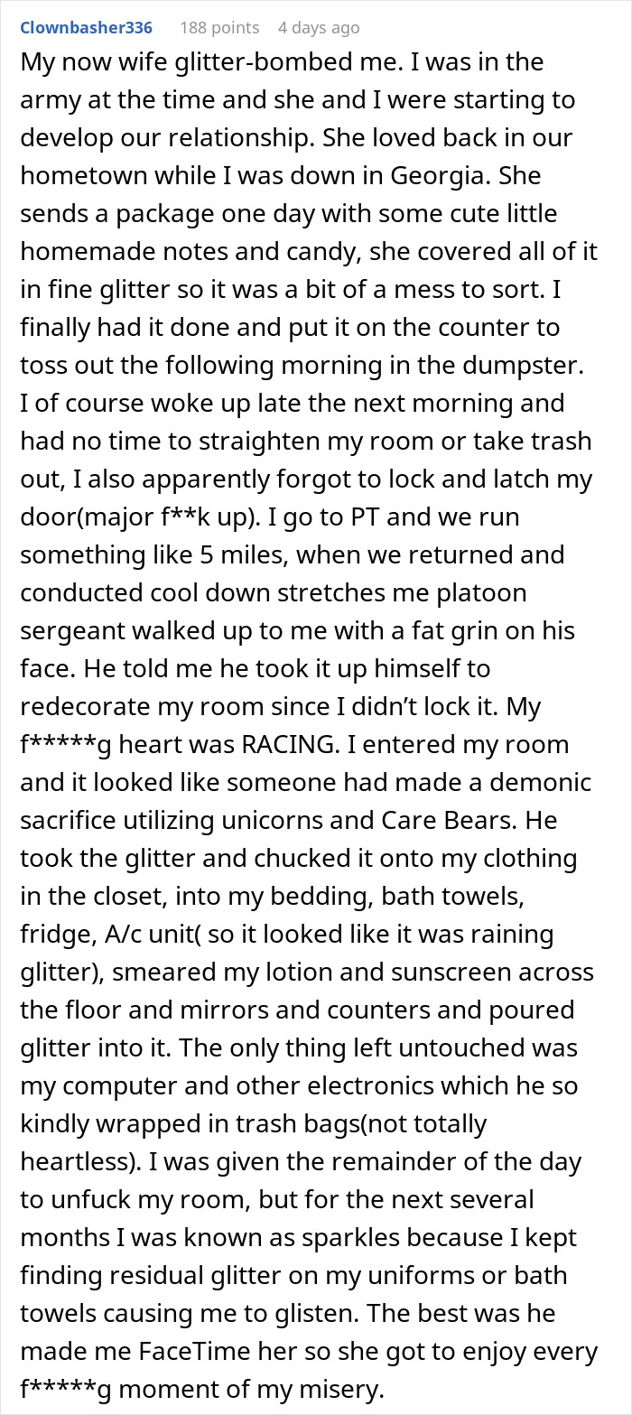 Woman Accidentally Covers Her Situationship In Glitter, It Helps Her Realize He’s Her Boyfriend Woman Accidentally Covers Her Situationship In Glitter, It Helps Her Realize He’s Her Boyfriend