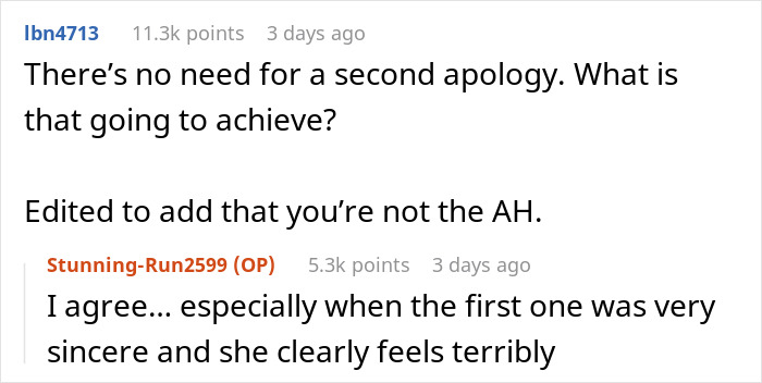 Pregnant Teacher Outraged By 6YO That Chose To Dress Up As Her For Halloween, Kid Left In Tears Pregnant Teacher Outraged By 6YO That Chose To Dress Up As Her For Halloween, Kid Left In Tears