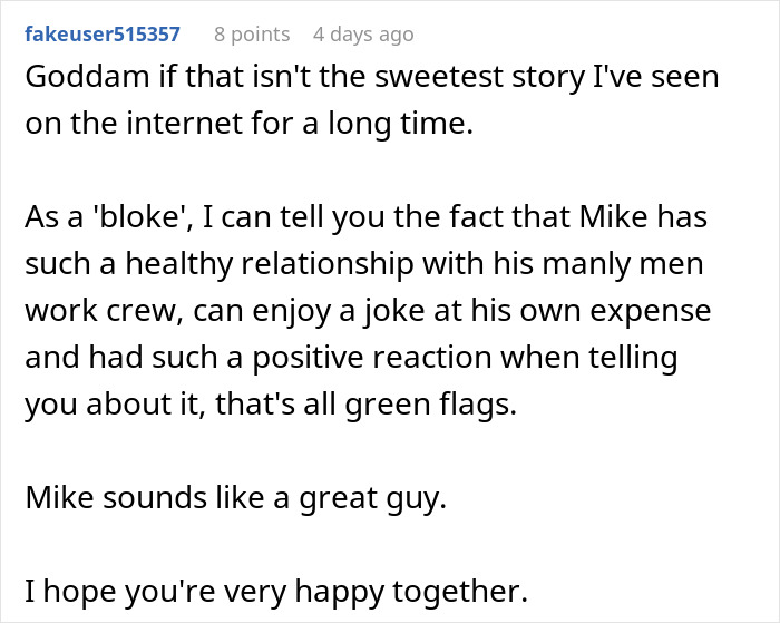 Woman Accidentally Covers Her Situationship In Glitter, It Helps Her Realize He’s Her Boyfriend Woman Accidentally Covers Her Situationship In Glitter, It Helps Her Realize He’s Her Boyfriend