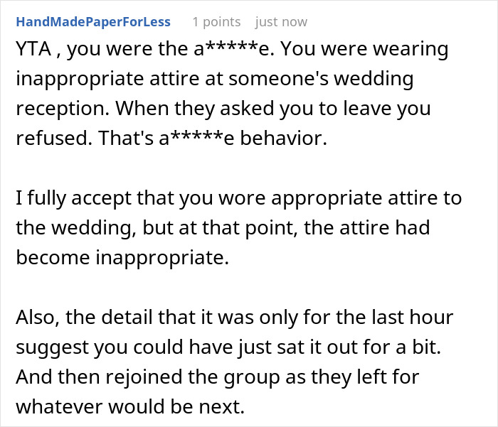 “Incredibly Embarrassed”: Woman’s Dress Changes Color At The Wedding, Is Told To Get Out “Incredibly Embarrassed”: Woman’s Dress Changes Color At The Wedding, Is Told To Get Out