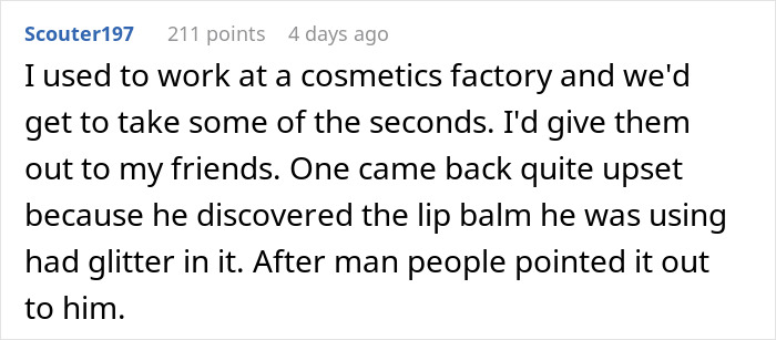 Woman Accidentally Covers Her Situationship In Glitter, It Helps Her Realize He’s Her Boyfriend Woman Accidentally Covers Her Situationship In Glitter, It Helps Her Realize He’s Her Boyfriend