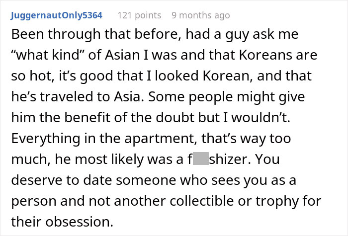 Text from online forum discussing a date's over-the-top Japanese culture-themed apartment decor. Text from online forum discussing a date's over-the-top Japanese culture-themed apartment decor.