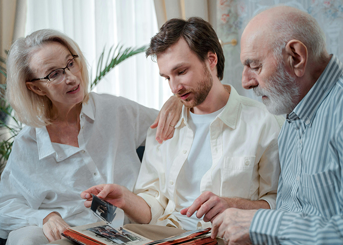 “The Shock On His Face”: Toxic Dad Realizes How Damaging His Parenting Was “The Shock On His Face”: Toxic Dad Realizes How Damaging His Parenting Was
