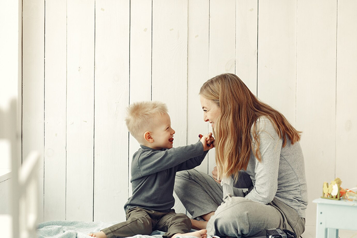 26YO Has Spicy Affair With Alluring Older Man And Has His Baby, Gets A Visit From His Wife 26YO Has Spicy Affair With Alluring Older Man And Has His Baby, Gets A Visit From His Wife