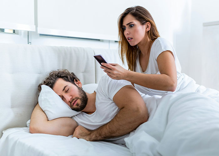 Teen Finally Explodes At Dad’s Mistress Turned Wife For Forcing Him To Join Her “Happy” Family Teen Finally Explodes At Dad’s Mistress Turned Wife For Forcing Him To Join Her “Happy” Family